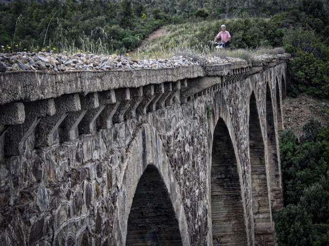 Ex-ferrovia Siliqua-Narcao3