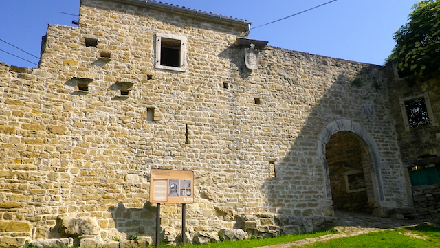 IMGP0592.Piemonte.porta