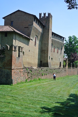 Maccastorna.castello