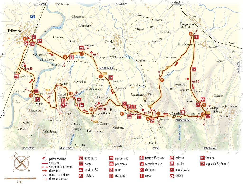 Mappa dettagliata dei sentieri e dei punti di interesse nella regione con indicazioni di orientamento e distanze.